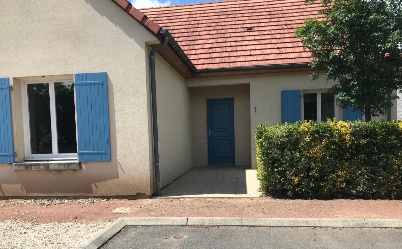 Domitys Le Village Vierzon Esterno foto