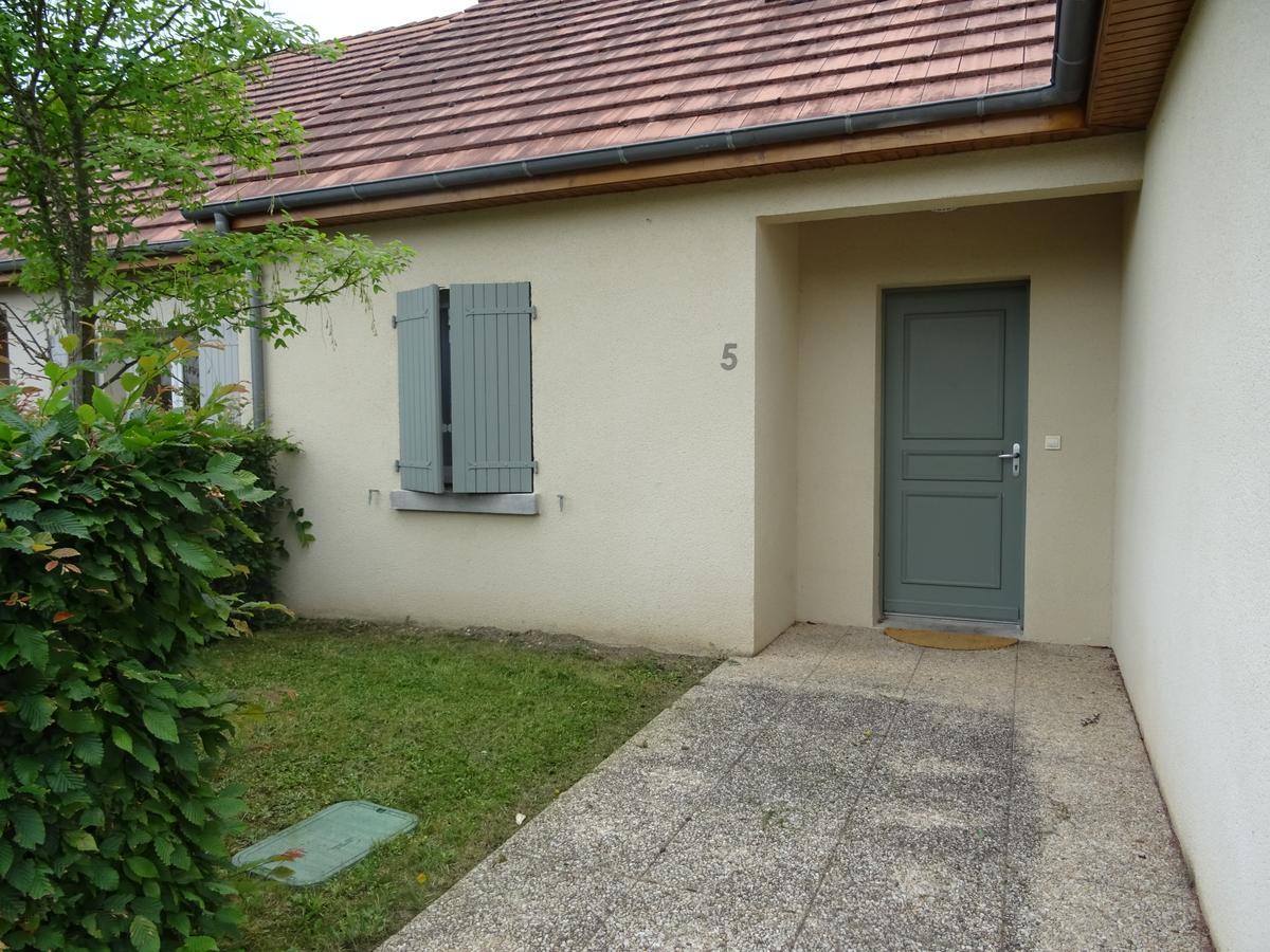 Domitys Le Village Vierzon Esterno foto